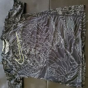 NIKE BOYS DRI FIT SHORT SLEEVES SHIRT